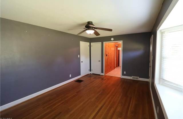 5611 Windy Hill Drive Gallery 4