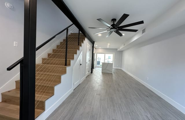 265 Sailfish Drive East - 265 Sailfish Drive East, Atlantic Beach, FL 32233