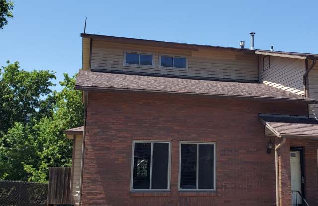 1113 Country Hills Dr Apt H6 - 1113 East Country Hills Drive, Ogden, UT 84403