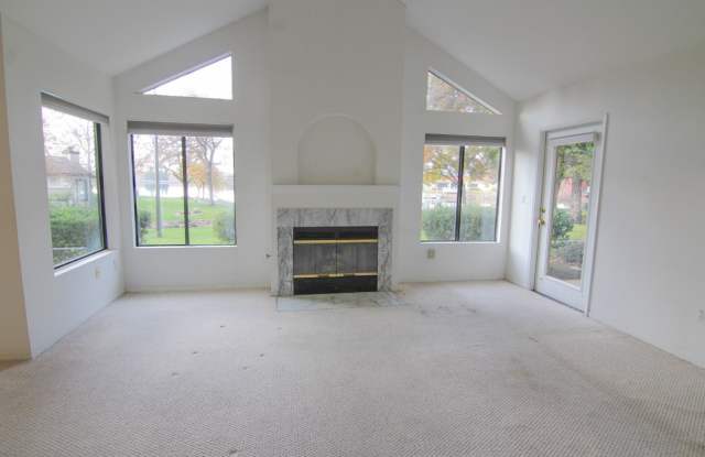 55 and over - 2 Bedroom Home in California Park Gallery 4