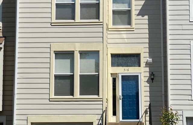 516 DAKOTA DRIVE - 516 Dakota Drive, Herndon, VA 20170