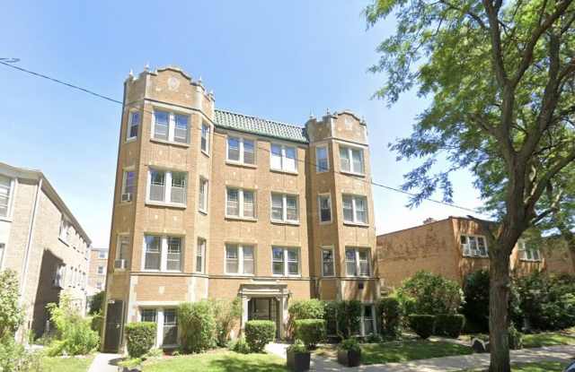 Spacious 2bed/1bath With Vintage Touches and Updated Kitchen photos photos