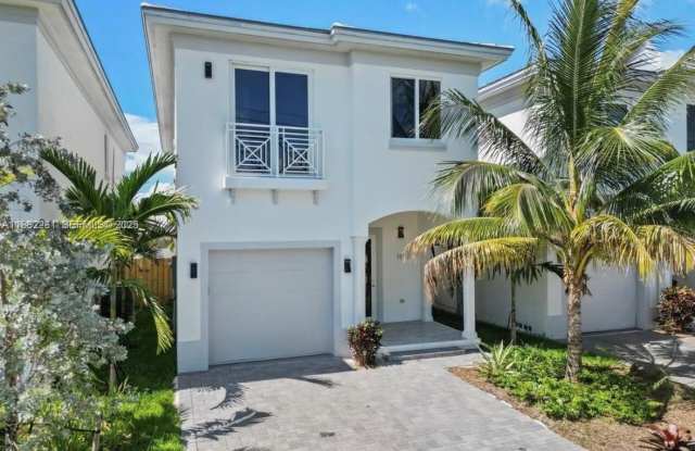 1602 Hayes St - 1602 Hayes Street, Hollywood, FL 33020