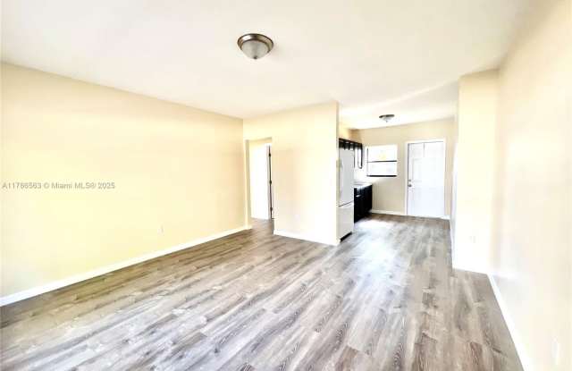 645 NW 1st photos photos