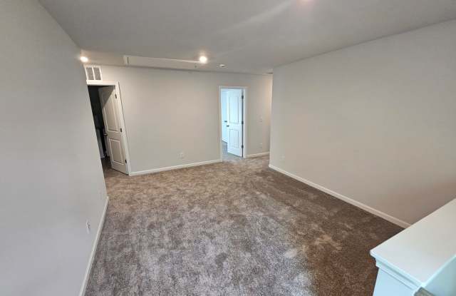 Like New Home is Mulberry Pond photos photos