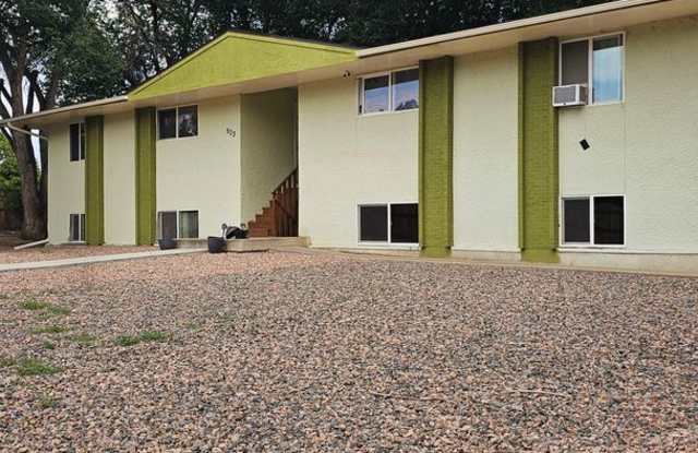 $500 OFF FIRST MONTH |$1560 - 3BR/1BA Pet-Friendly 4Plex near Memorial Park in Colorado Springs photos photos