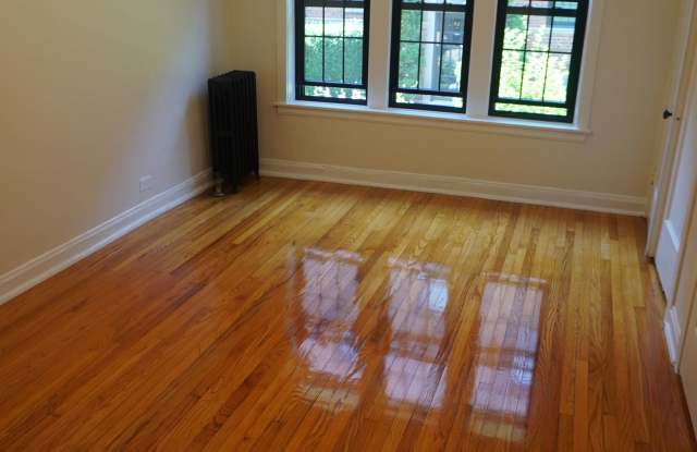 5018 North Lincoln Avenue photos photos