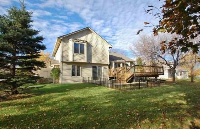 9132 Barrington Terrace Gallery 2