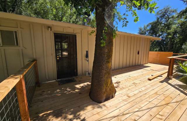 charming 3-bedroom, 2-bathroom home with large bonus room photos photos