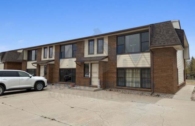 1725 Fetterman Dr photos photos