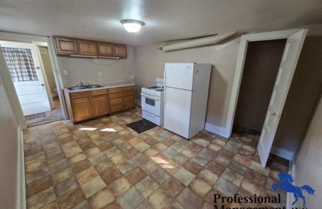 130 Custer Ave photos photos 130 Custer Ave photos photos