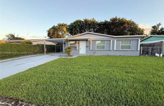 1600 W 14th St photos photos