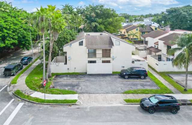 15805 SW 91st Ct Gallery 3