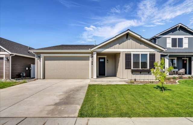 Charming 3 bedroom, 2 bath home photos photos