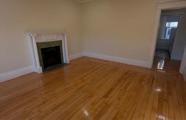 1818 Beacon St #7G Brookline MA 02445 Gallery 4