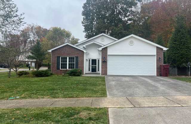 3/2bath One level home with 2 car garage - Johnson City - 201 Allison Lane, Johnson City, TN 37604