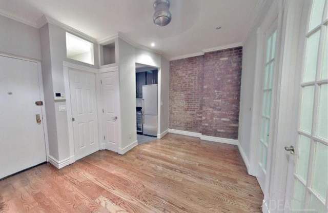 225 E 32nd Street Gallery 4
