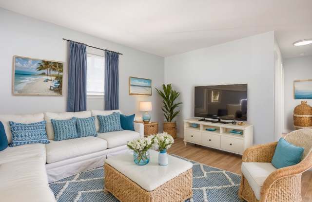 Welcome to the privately owned Creswtood Gardens – Your Perfect Home in Winston-Salem! photos photos