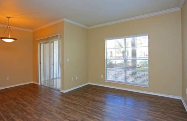 9862 Camino Villa Gallery 2