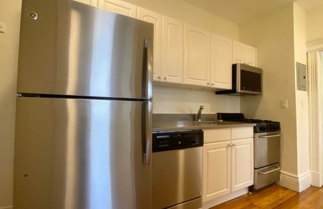 Nicely renovated 2 bed unit with utilities included! photos photos