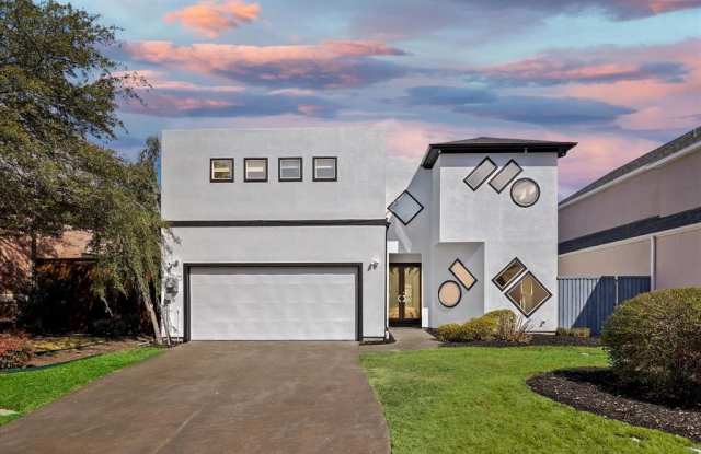 3216 Gleneagles Court Gallery 4