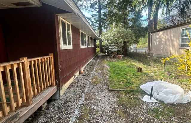 2 Bedroom 1 Bath home in Maple Falls Gallery 4