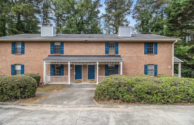 2BR/1.5BA Townhome Near Downtown Snellville! photos photos