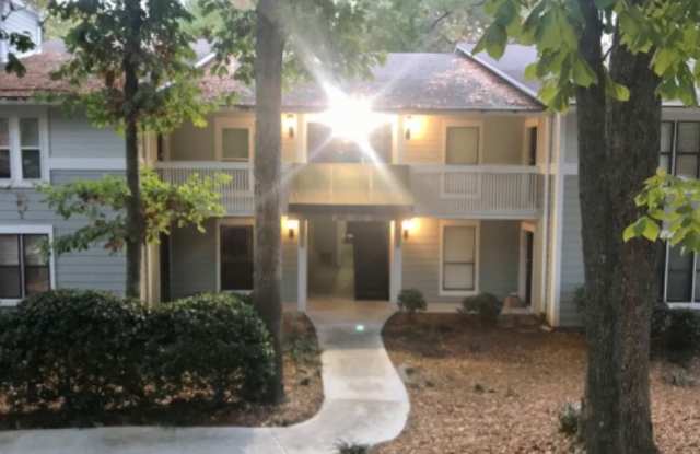 610 Summit north dr. NE Gallery 3