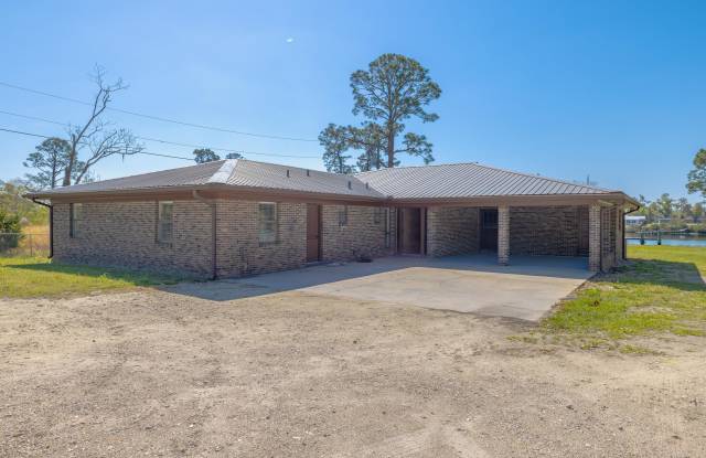 7402 Highway 2302 photos photos