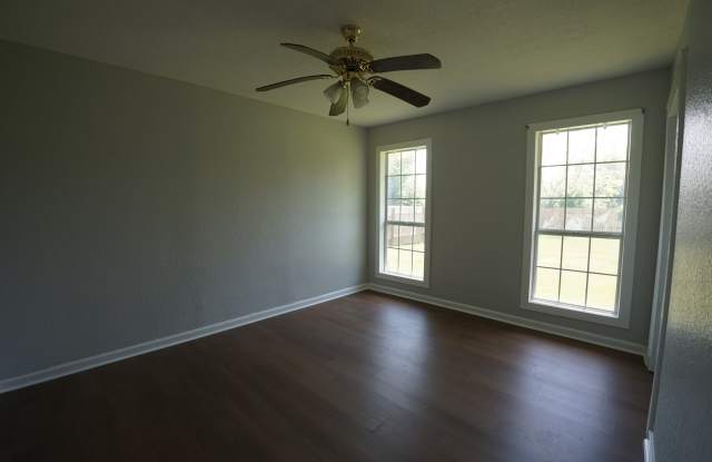 306 Center Way Gallery 4