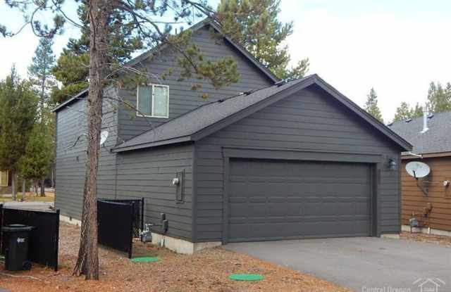 Great house in town photos photos