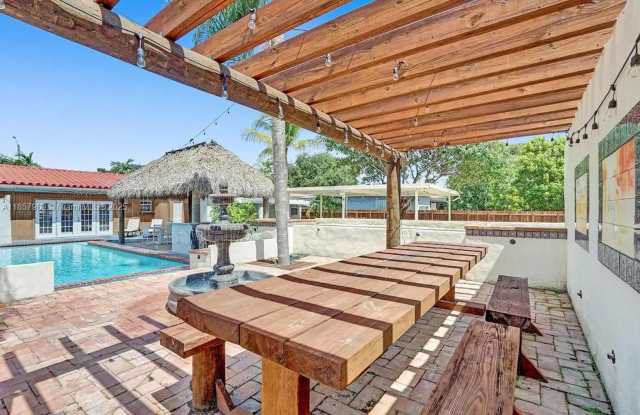 247 SW 5TH ST DANIA, FL 33004 photos photos 247 SW 5TH ST DANIA, FL 33004 photos photos