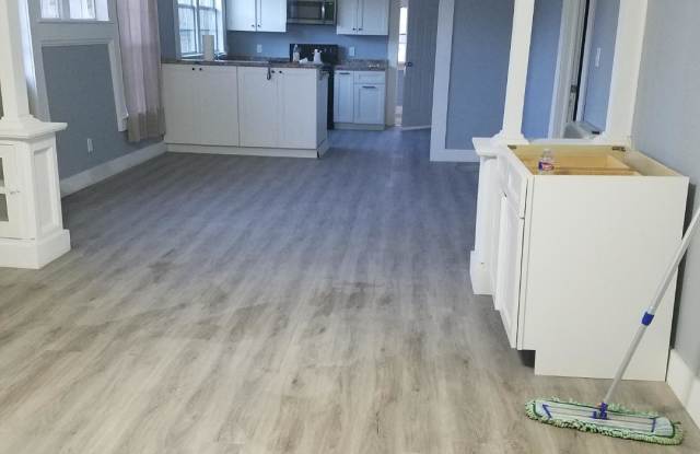 2619 17th St photos photos