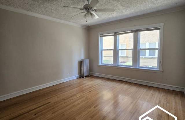 4047 North Mozart St. photos photos