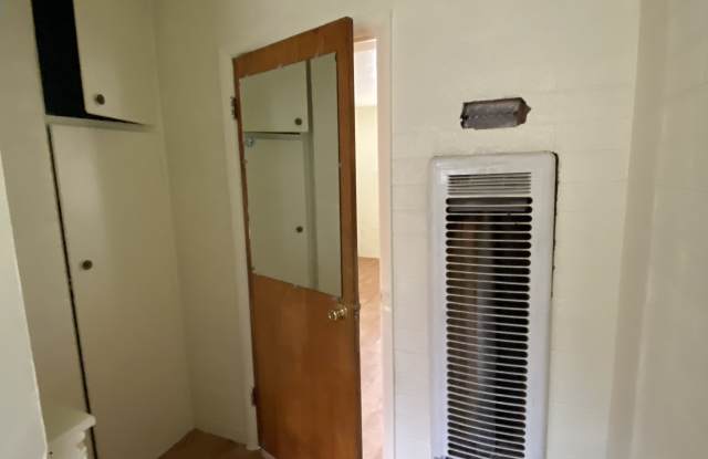 771 Post St - 771 Post Street, Salt Lake City, UT 84104 771 Post St - 771 Post Street, Salt Lake City, UT 84104