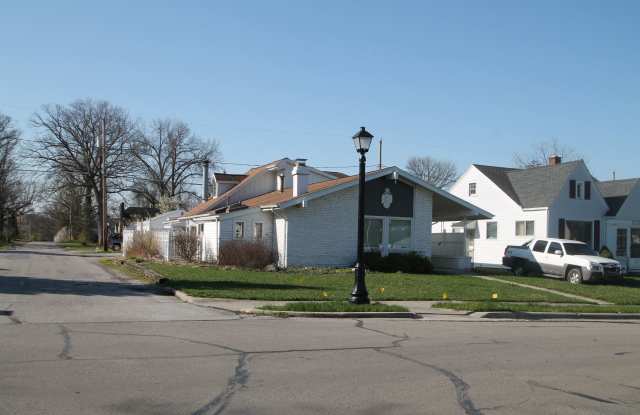 2130 Vance Avenue Gallery 2