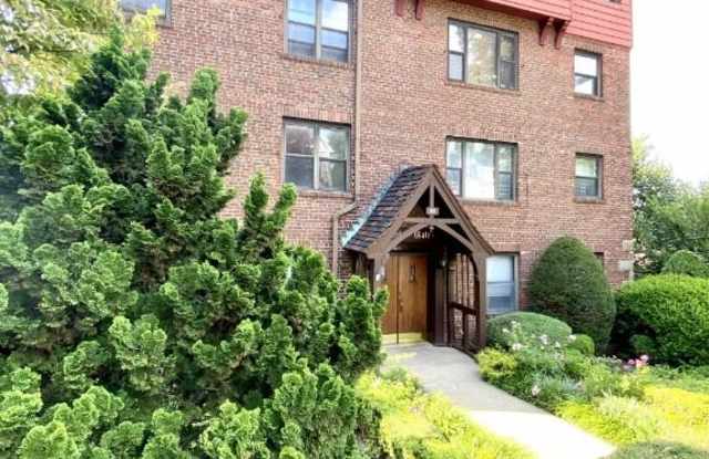 222 Sagamore Road Gallery 1
