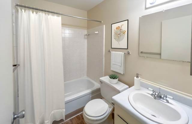 Pickford Place Apartments Gallery 3