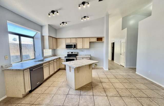 16401 N 39TH Place Gallery 4