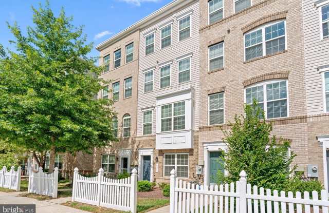 1623 FERNWOOD Drive Gallery 1