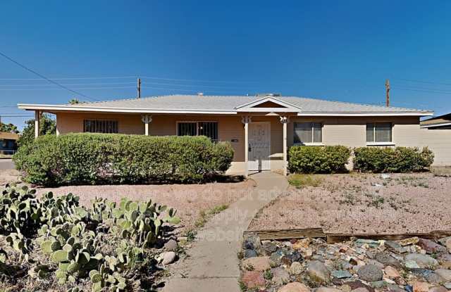 3212 W Marshall Ave photos photos