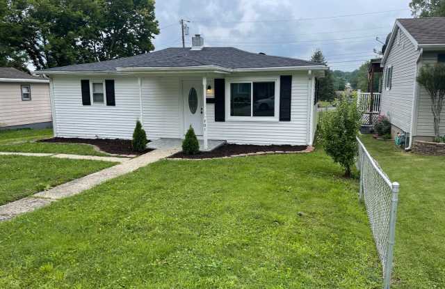 Charming 3-Bedroom Ranch with Detached 2-Car Garage Gallery 3