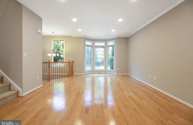 548 WINDING ROSE Drive Gallery 1