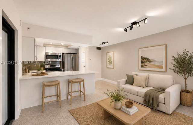 2190 NE 51st Court Gallery 3