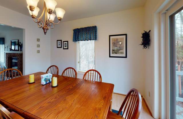 Short Term Furnished House Gallery 3