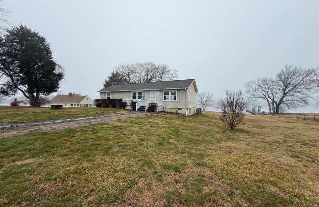 Waterfront Gem with amazing views! Gallery 4
