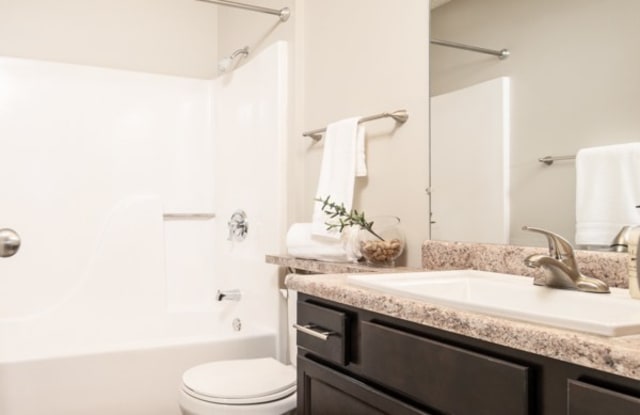 Highpointe by Broadmoor Gallery 4