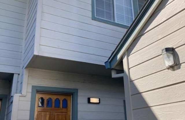 **Centrally Located in Santa Rosa!!** photos photos