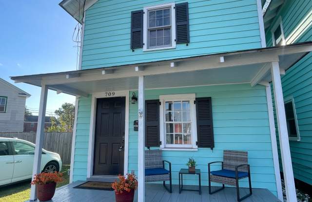 709 Queen Street - 709 Queen Street, New Bern, NC 28560