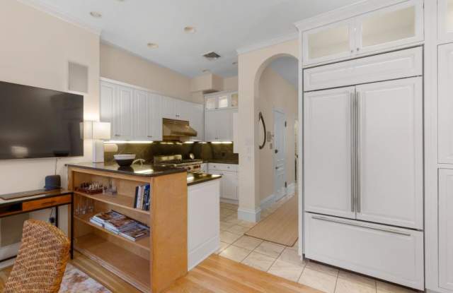 295 Marlborough St. Gallery 3